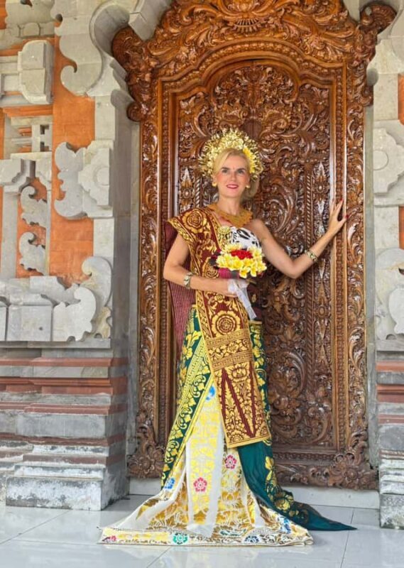 Bali: Traditional Balinese Wedding Photoshoot - An In-Depth Look at the Bali Traditional Wedding Photoshoot