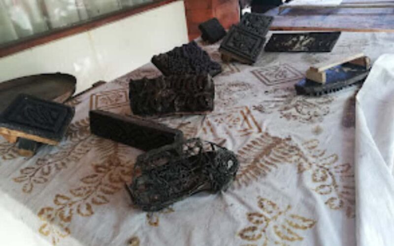 Bali: Traditional Batik & Life in Penglipuran Village - Key Points