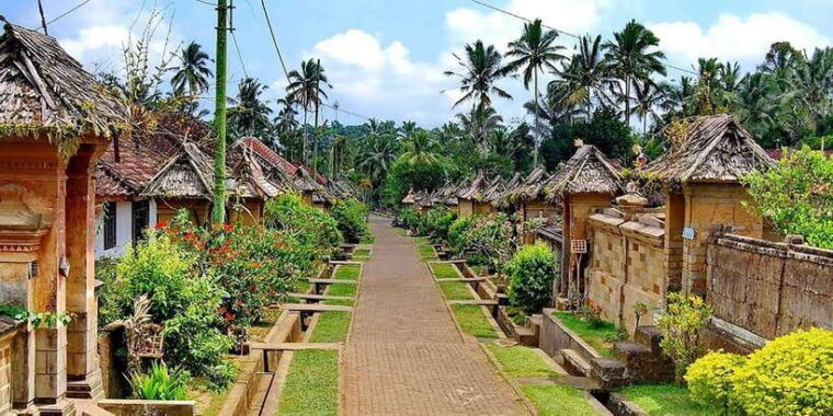 bali-trunyan-cemetery-hot-springs-and-penglipuran-village
