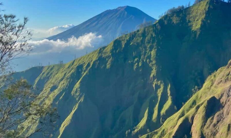 Bali Trunyan Hill Sunrise Hike with Lake Batur Views - What Reviewers Say