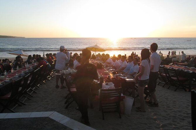 Bali Twins Sea Temple: TANAH LOT AND ULUWATU TEMPLE SUNSET - What Travelers Can Expect