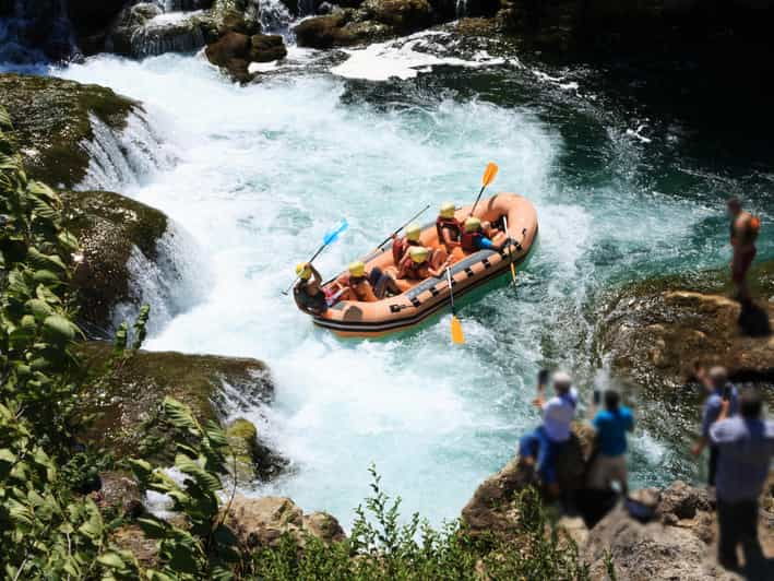 bali-ubud-adventure-rafting-monkey-forest-waterfall