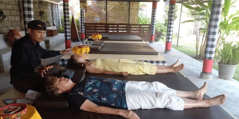 bali-ubud-body-cleansing-purification-melukat-ceremony