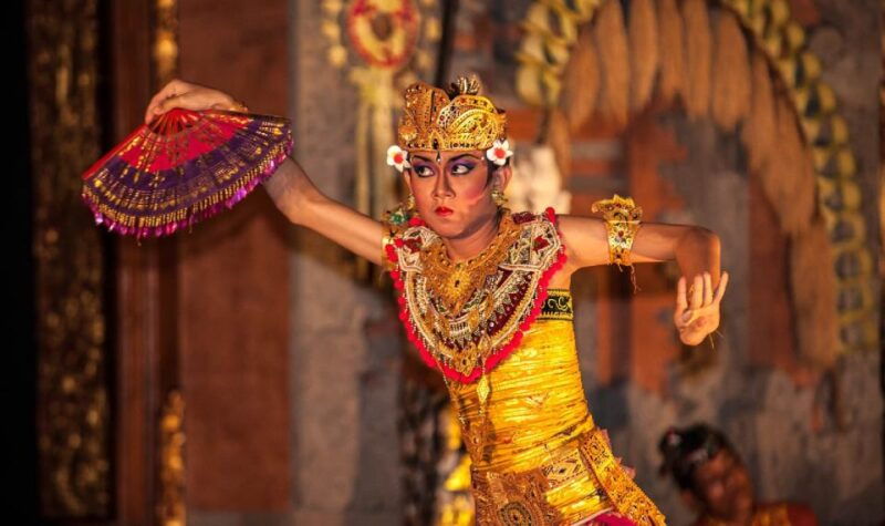 bali-ubud-palace-legong-dance-show-ticket