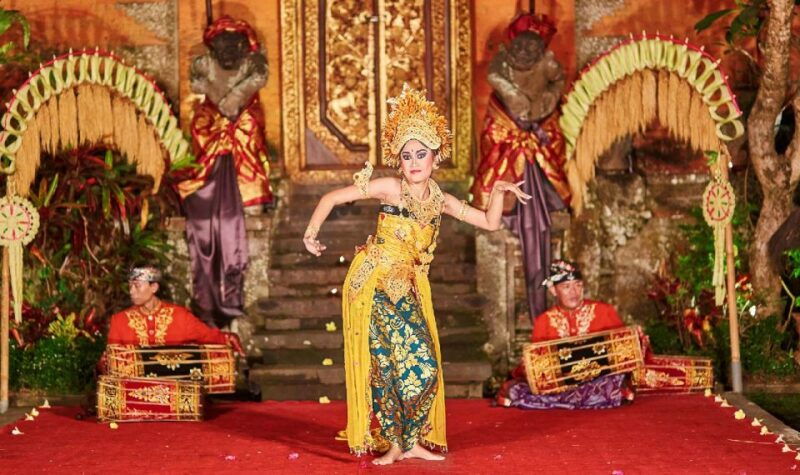 bali-ubud-palace-legong-dance-show-ticket