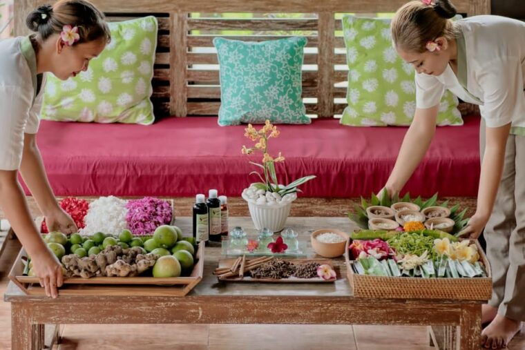 bali-ubud-traditional-balinese-massage-scrub-flowerbath