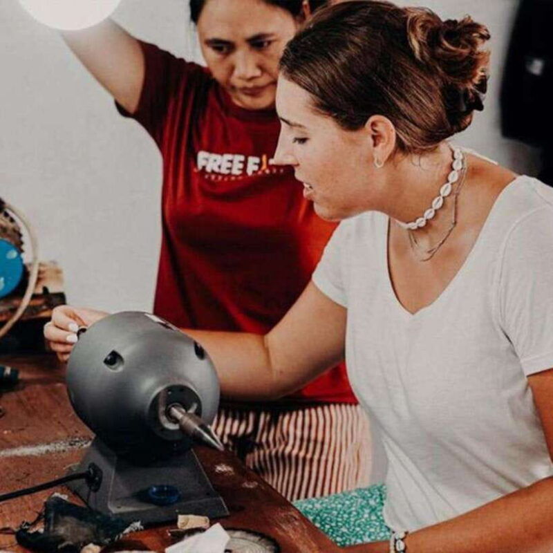 bali-uluwatu-make-your-own-silver-jewelry-class