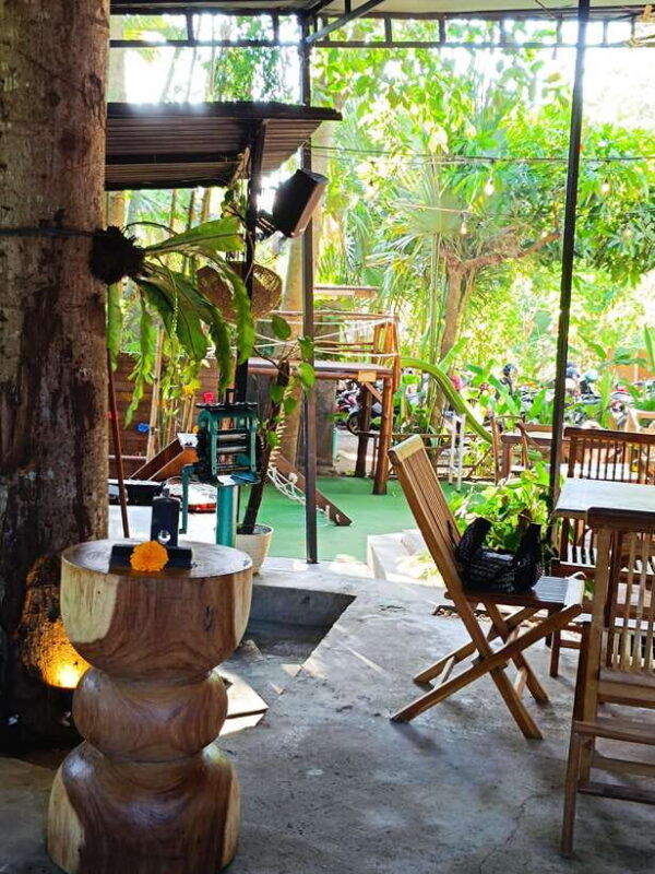 bali-uluwatu-silver-jewelry-making-workshop-with-creation