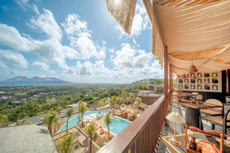 Bali/Uluwatu: Tsune Japanese Restaurant E-Voucher - The Dining Experience & Atmosphere