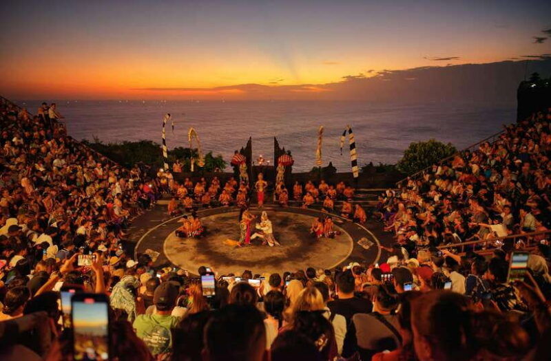 bali-underwater-sea-walk-uluwatu-temple-and-kecak-dance