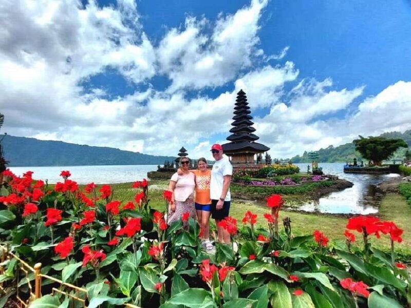 bali-waterfalls-temples-and-rice-terraces-scenic-tour