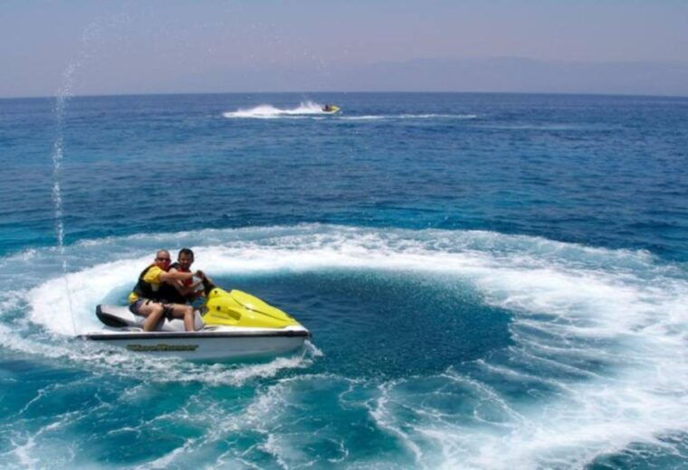 bali-watersport-activities-at-tanjung-benoa-beach