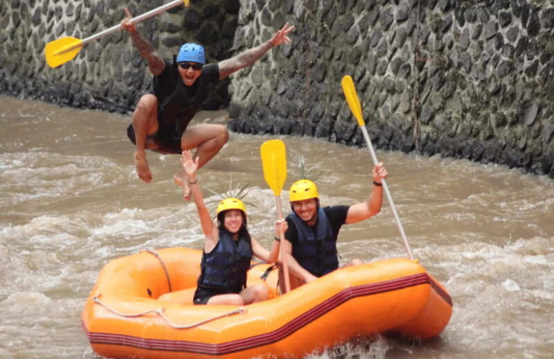 bali-white-water-rafting-with-all-inclusive