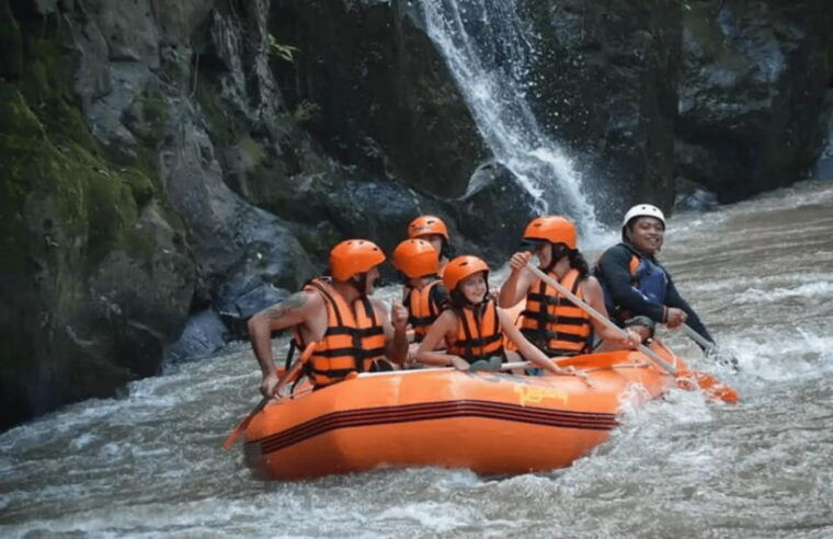 bali-white-water-rafting-with-all-inclusive