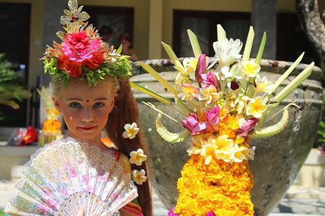 Balinese Traditional Costume - Dive Into Bali’s Cultural Heart with this Unique Experience