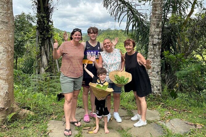 Balinese Traditional Farm Cooking Class and Market Tour - Exploring the Itinerary