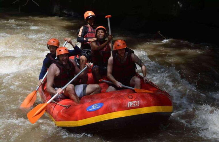 balis-best-rapids-ayung-river-rafting-experience