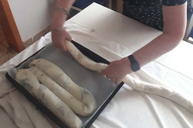 balkan-pita-making-culinary-experience