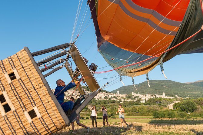 Balloon Adventures Italy, hot air balloon rides over Assisi, Perugia and Umbria - Practical Tips for Booking and Enjoying the Tour