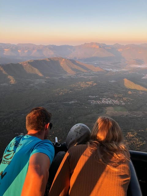 balloon-flight-in-la-garrotxa-with-transfer-from-barcelona