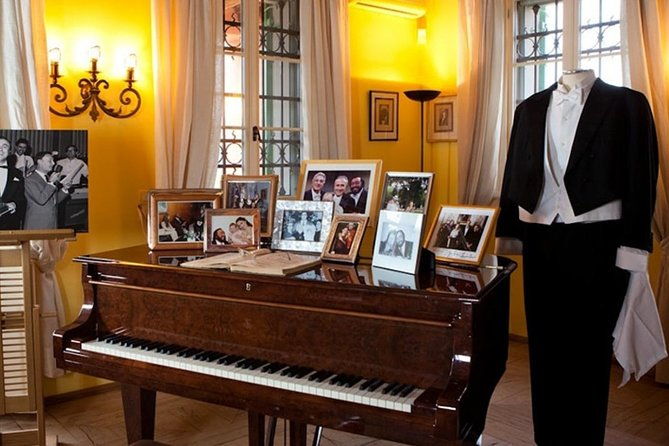 balsamic-vinegar-pavarotti-and-ferrari-museum-tour