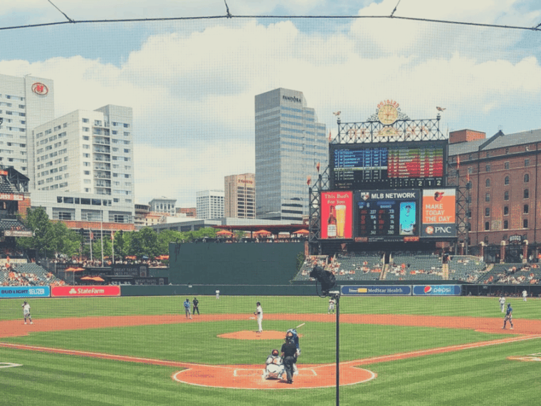 baltimore-baltimore-orioles-baseball-game-at-oriole-park