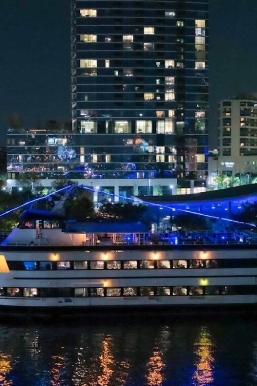 baltimore-christmas-eve-gourmet-brunch-or-dinner-cruise