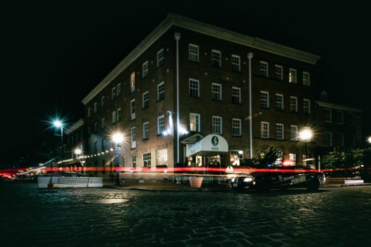 baltimore-ravens-revenge-walking-ghost-tour
