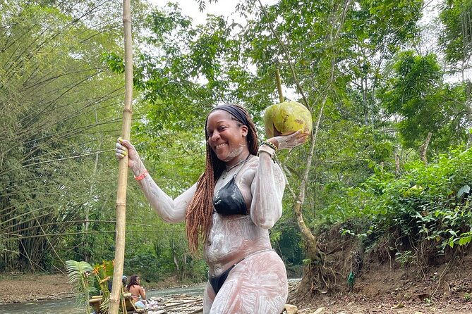 bamboo-rafting-and-catamaran-boat-cruise-in-montego-bay