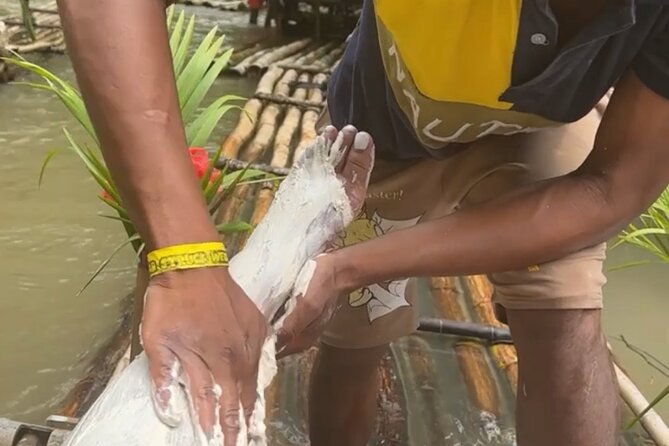 bamboo-rafting-and-foot-limestone-massage-tour-in-montego-bay