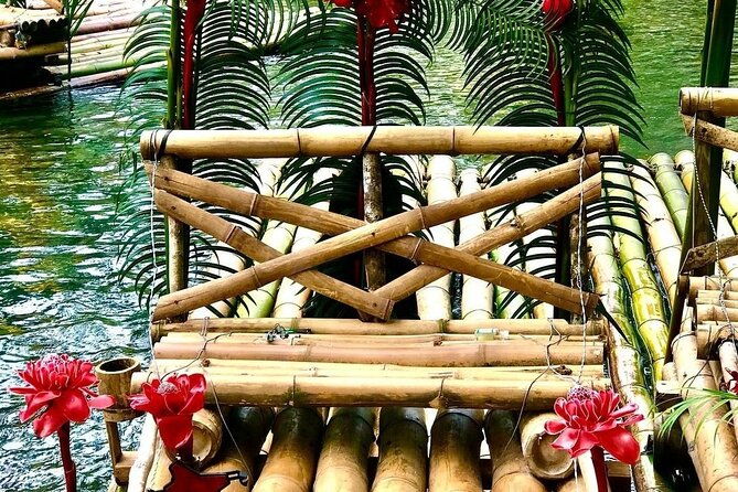 bamboo-rafting-and-limestone-foot-massage-private-tour