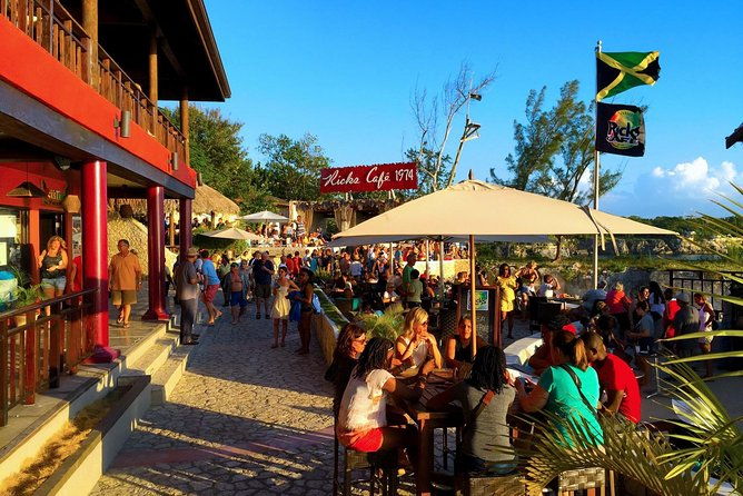 bamboo-rafting-and-limestone-foot-massage-with-ricks-cafe-private-tour