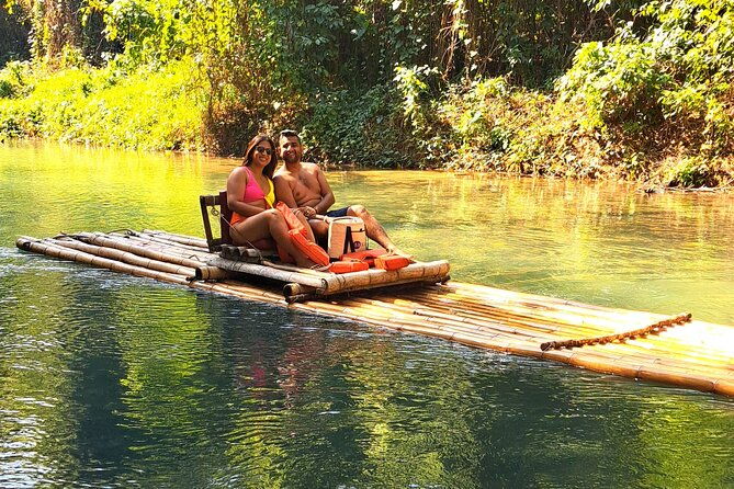 bamboo-rafting-experience-on-the-martha-brea