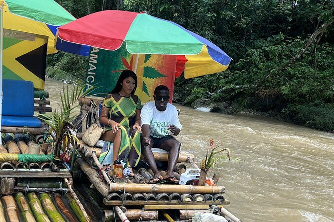 bamboo-rafting-in-jamaicas-martha-brae-river-from-montego-bay