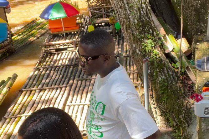 bamboo-rafting-in-jamaicas-martha-brae-river-from-montego-bay