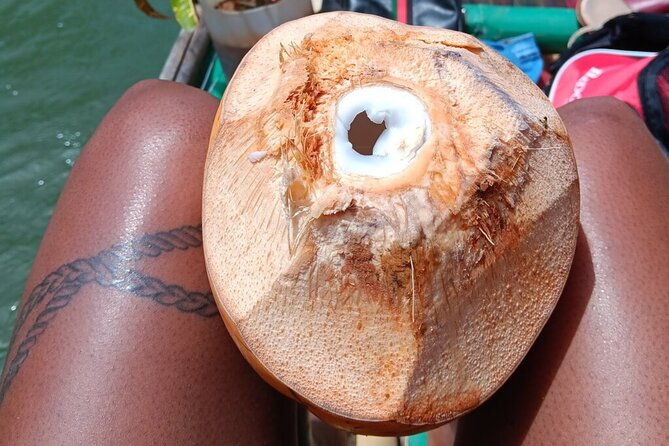 bamboo-rafting-limestone-foot-massage-on-the-river