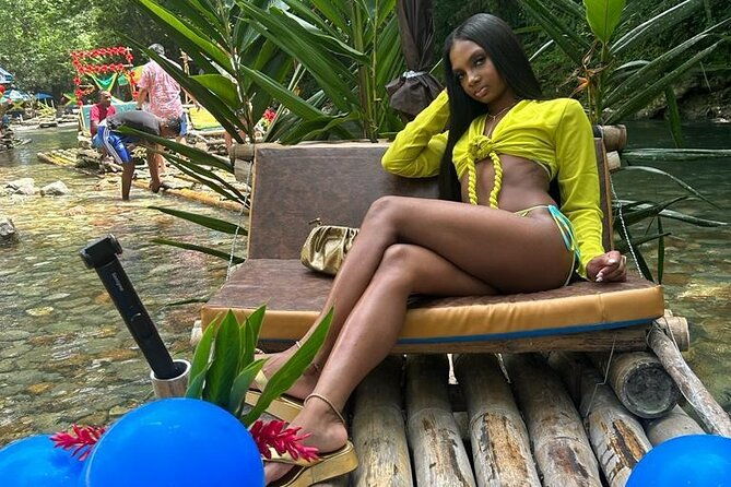 bamboo-rafting-with-limestone-massage-in-montego-bay