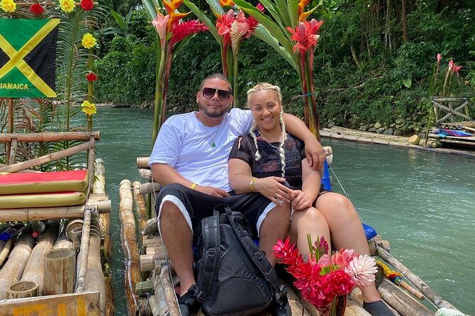 bamboo-river-rafting-tour-with-limestone-foot-massage