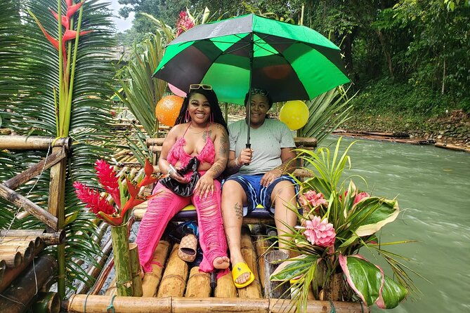 bamboo-river-rafting-with-limestone-foot-massage-2