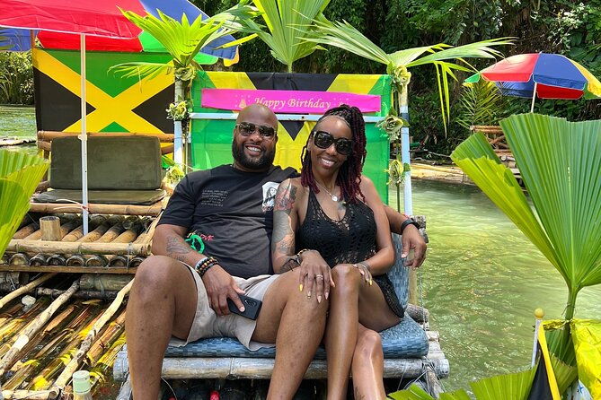 bamboo-river-rafting-with-limestone-foot-massage-2