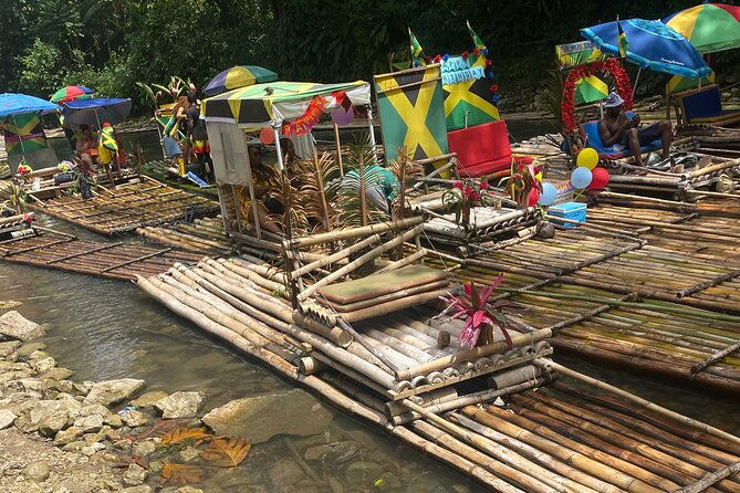bamboo-river-rafting-with-limestone-massage-from-negril