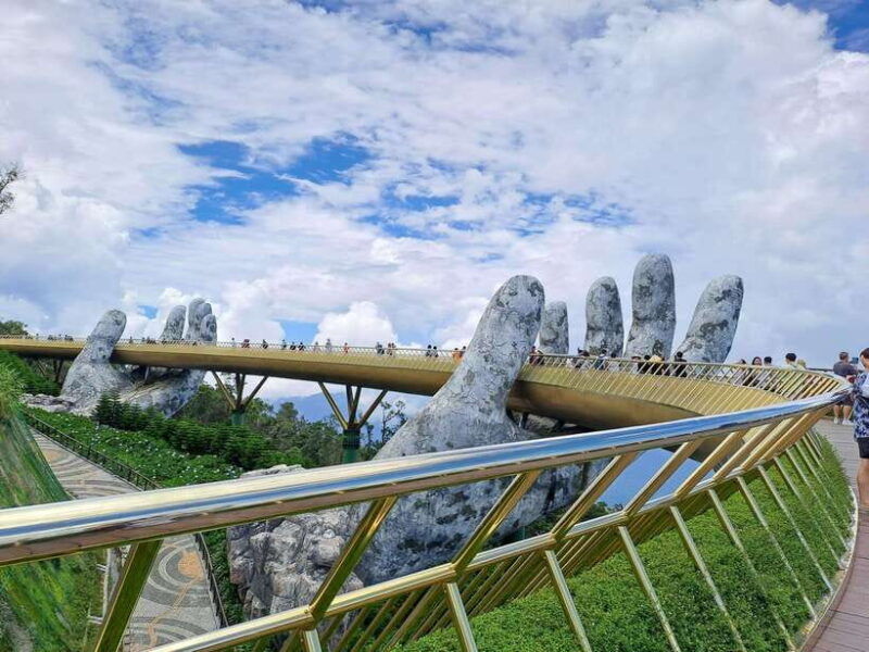 bana-hills-golden-hand-bridge-private-tour