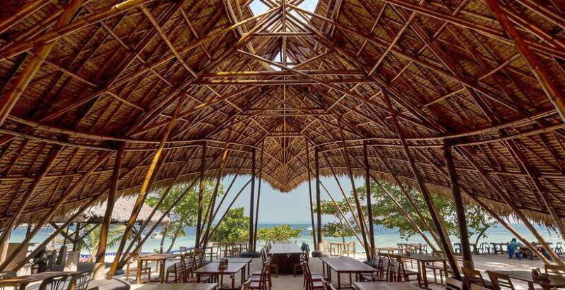 banana-beach-at-koh-hey-phukets-speedboat-paradise