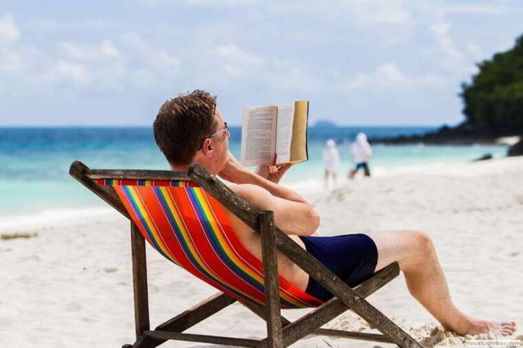 banana-beach-at-koh-hey-phukets-speedboat-paradise