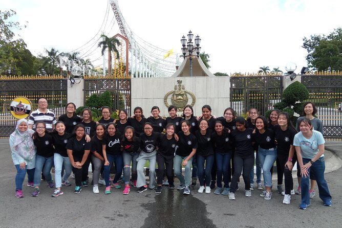 Bandar Highlight & Water Village Private Tour - Exploring the Itinerary: What to Expect