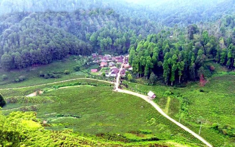 Bandung: 2-Day Village Stay, Waterfall, Crater & Hot Springs - FAQ