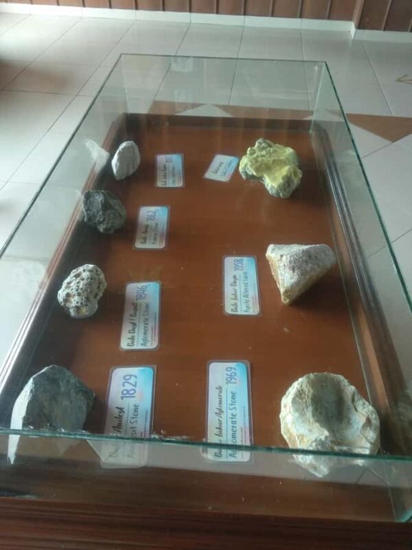 Bandung : Trip of Volcano Active Mountain Tour Guide - What Makes This Tour Stand Out?