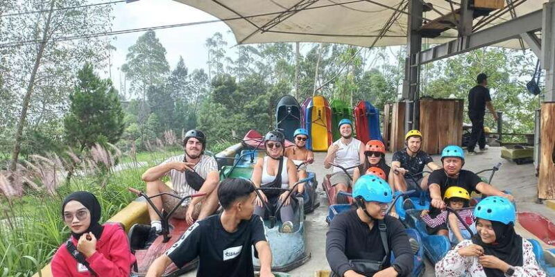 bandung-volcano-hot-spring-mud-bath-tea-plantation