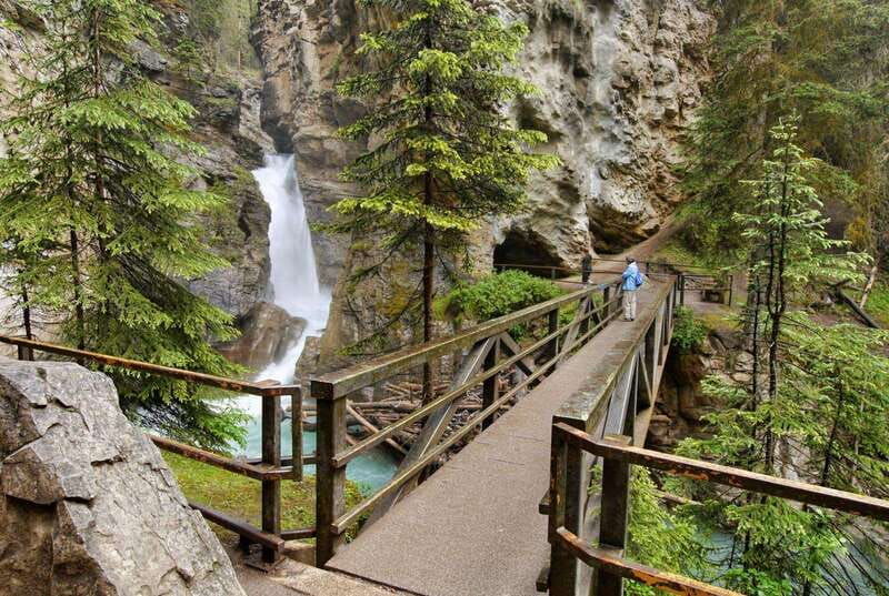 banff-4-hour-e-bike-and-walking-tour-in-johnston-canyon