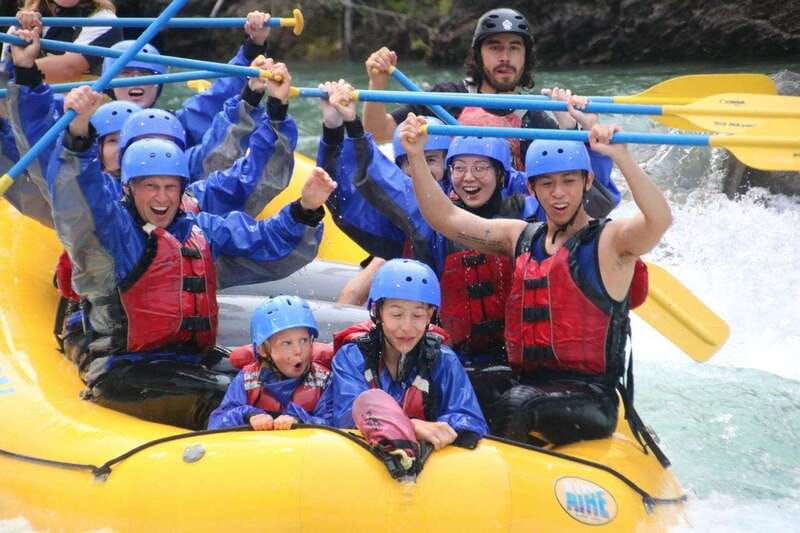 banff-afternoon-kananaskis-river-whitewater-rafting-tour